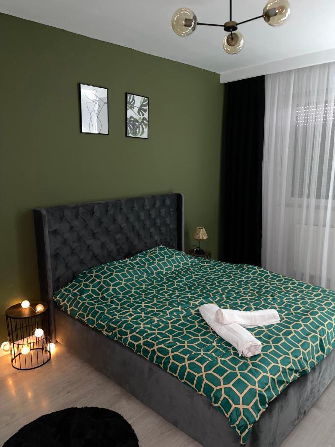 Apartment In Pristina Buitenkant foto